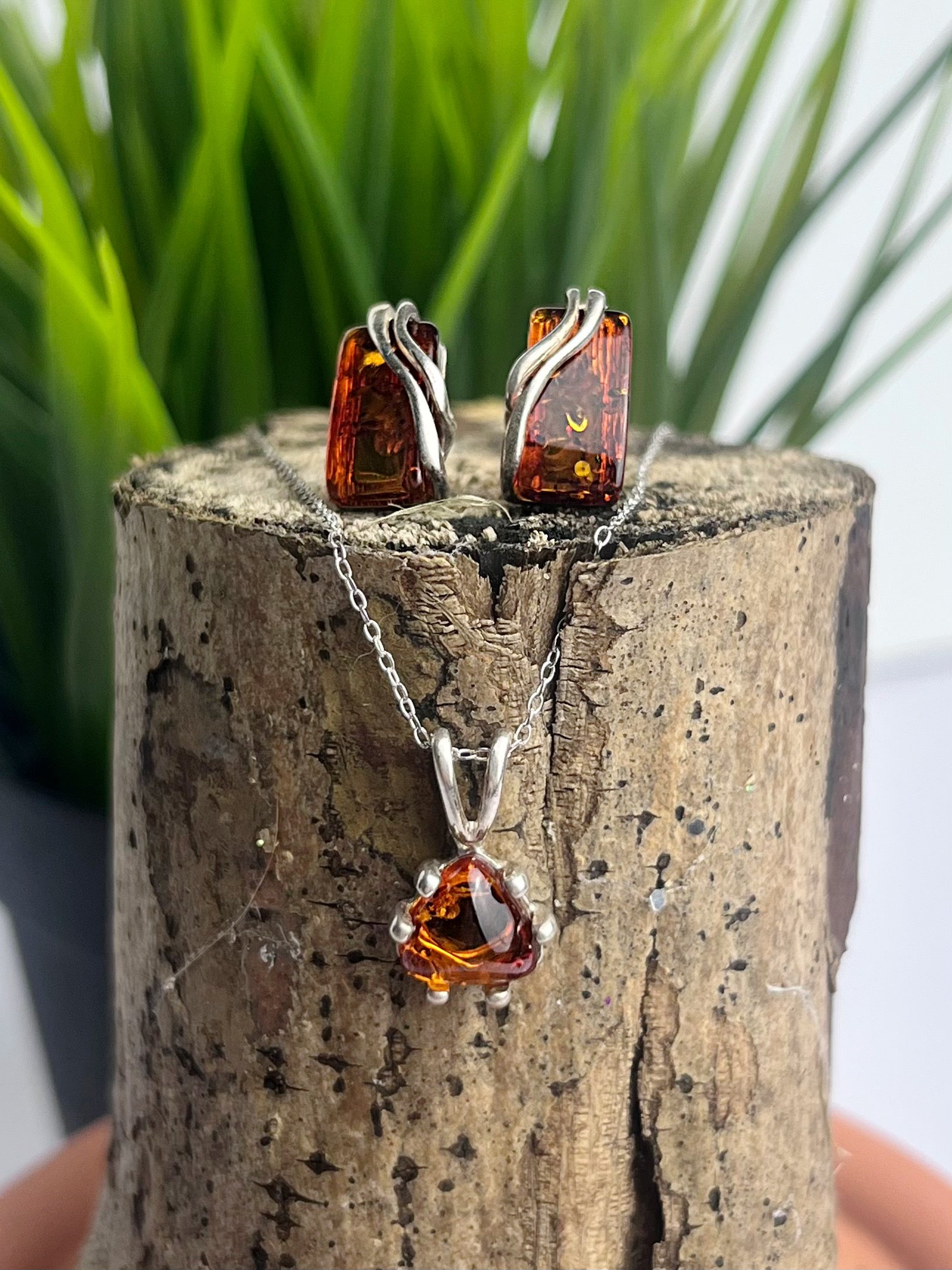 S925 Amber Pendant and Earrings Set