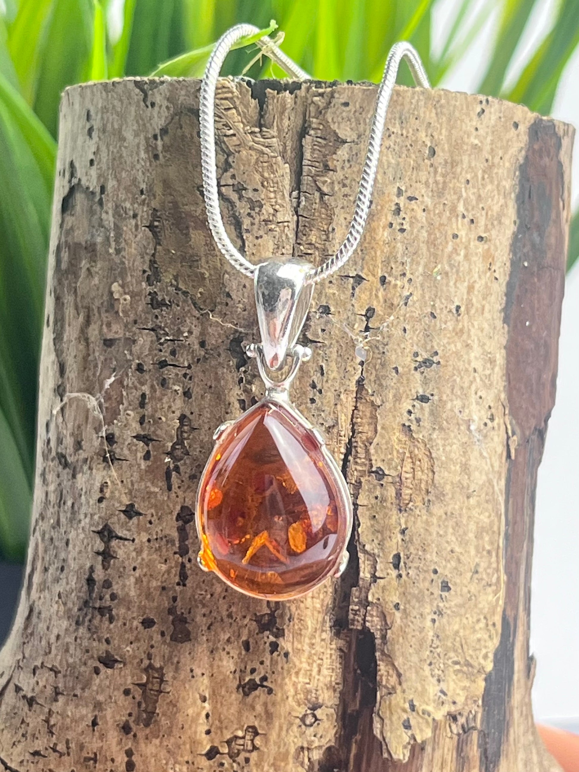 S925 Amber Teardrop Necklace