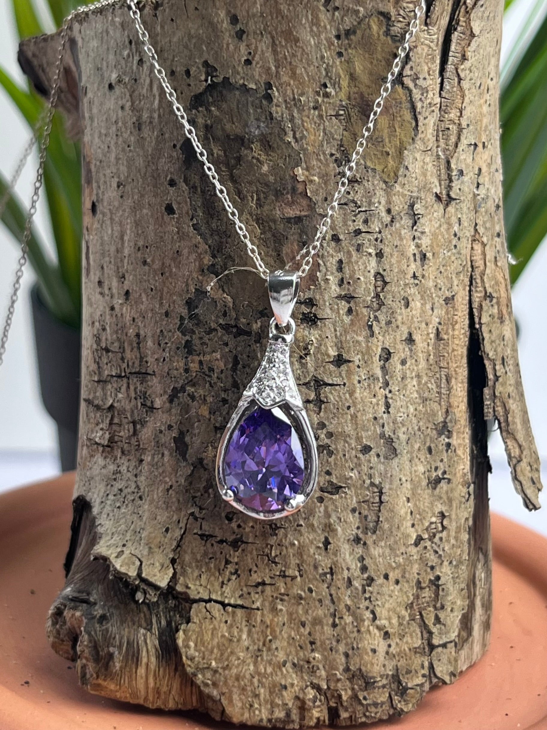S925 Amethyst Droplet Necklace