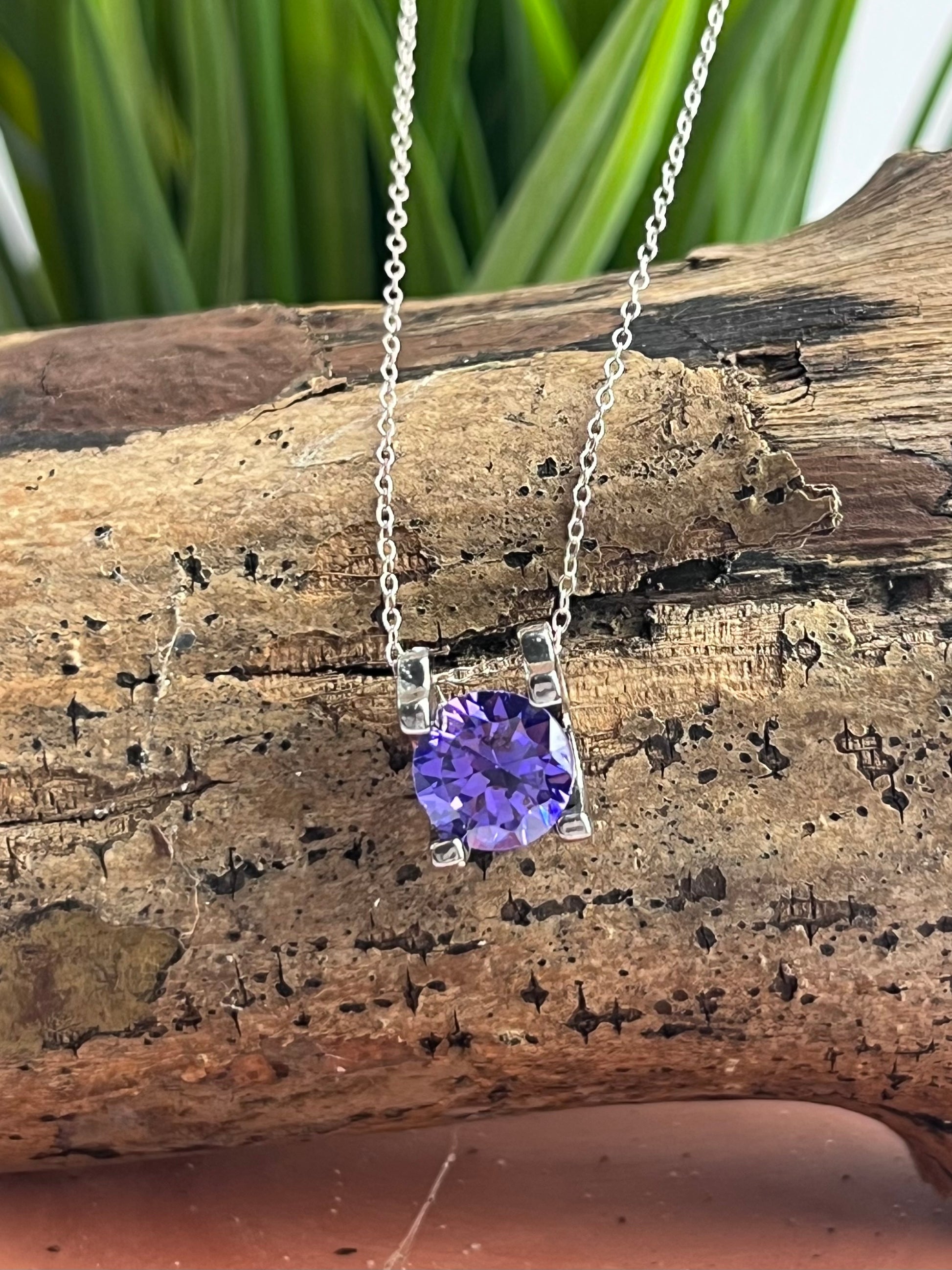 S925 Amethyst Square Necklace