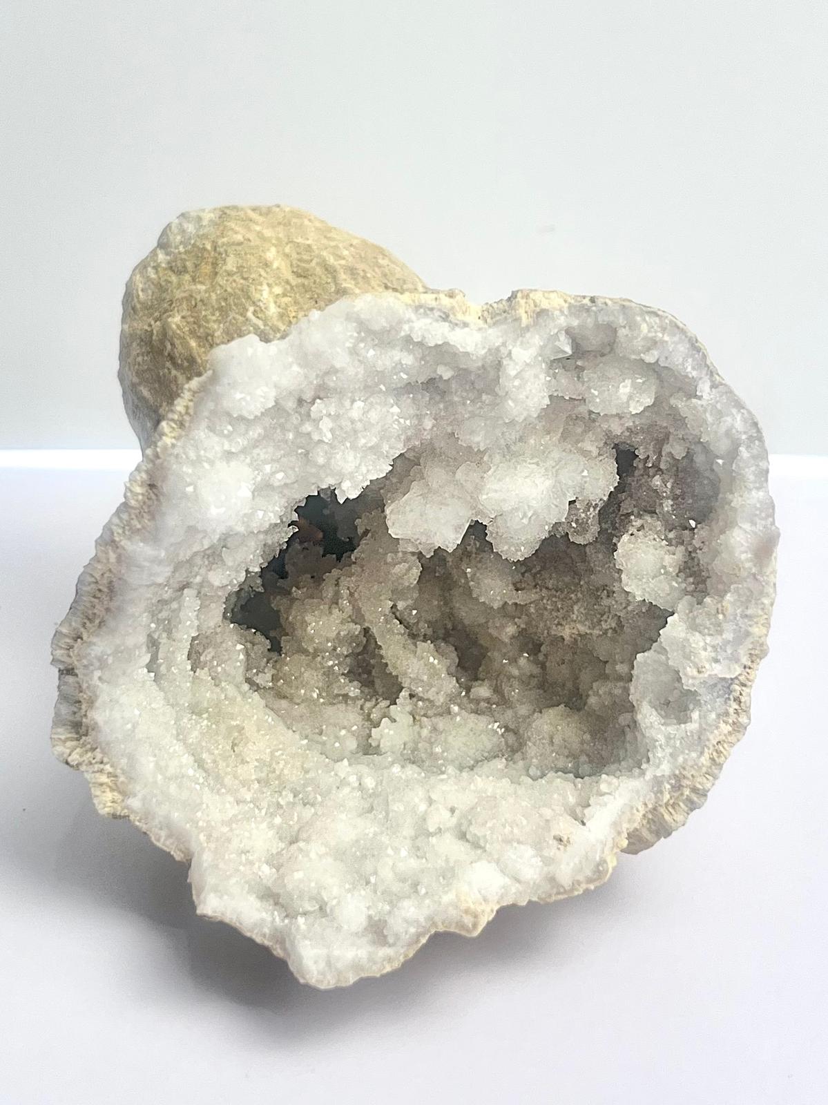 Large Trumpet Shaped Geode