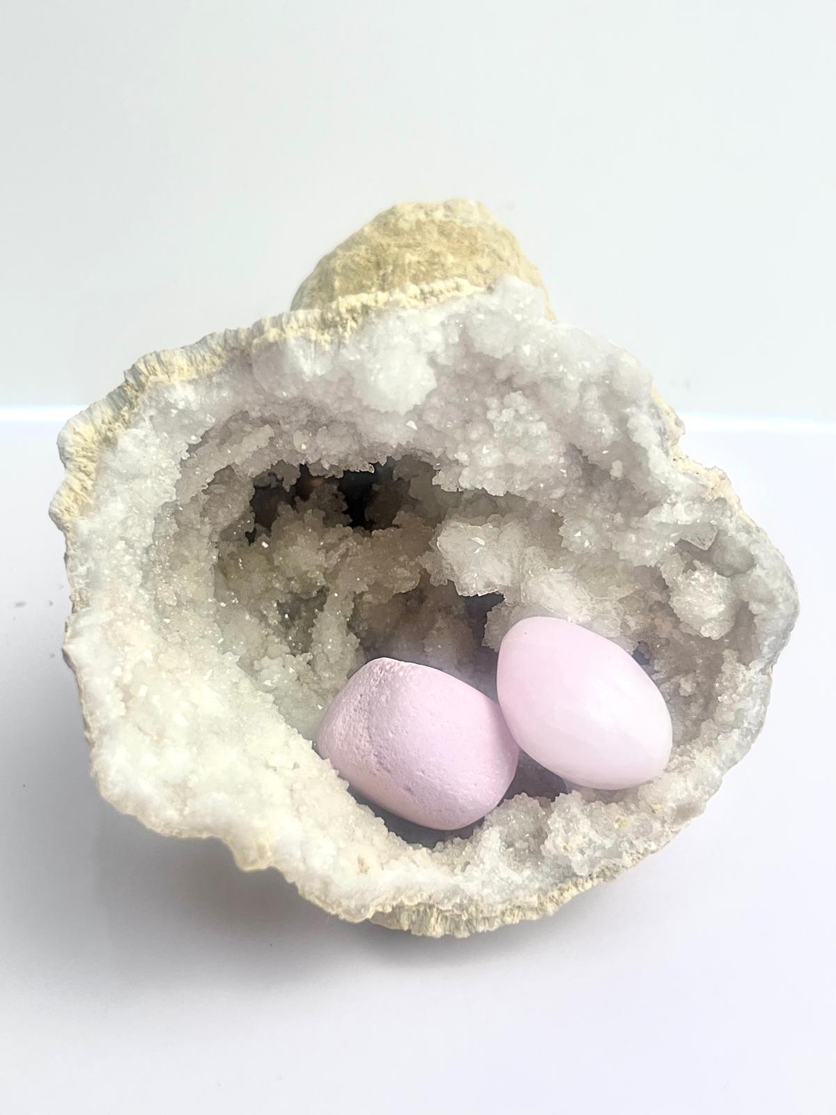 Large Trumpet Shaped Geode